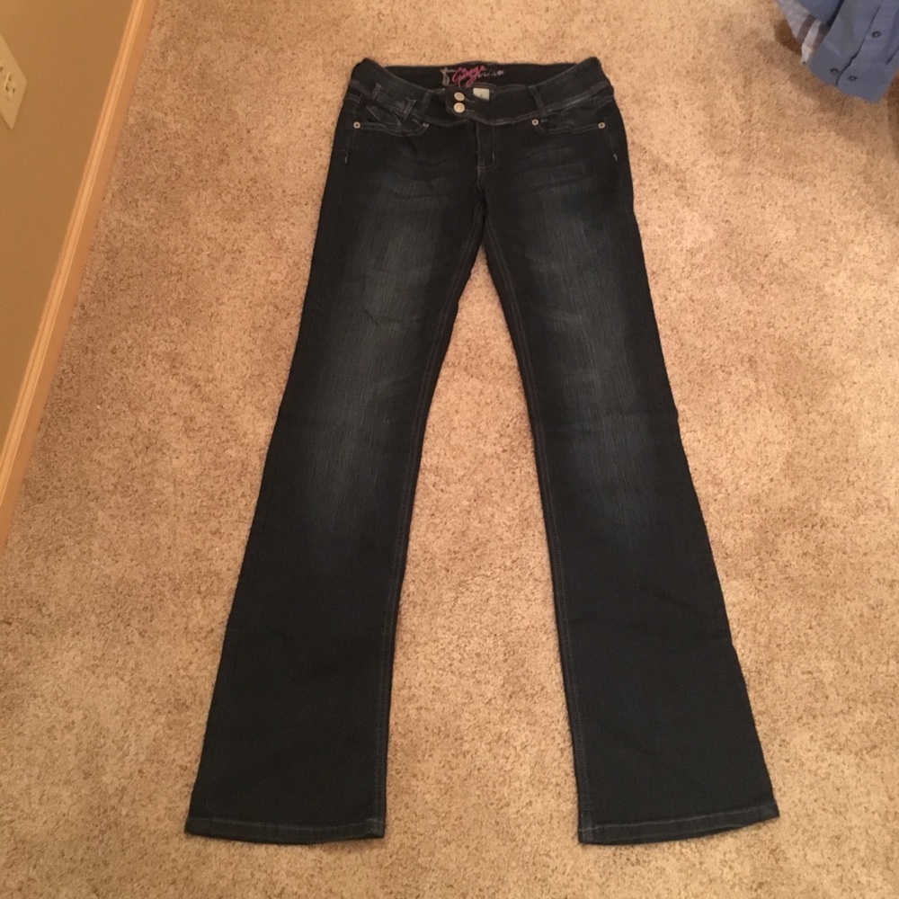 Garage bootcut jeans in size 9